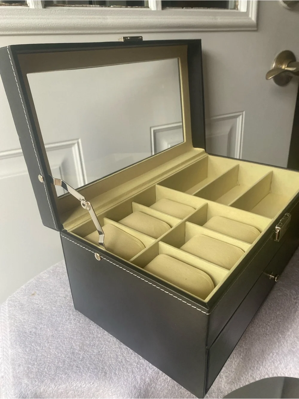 Black Jewelry/Watch Organizer Box with See-Through Top White Stiching EUC